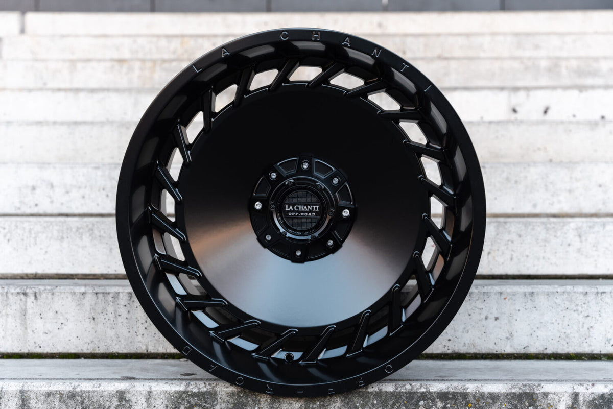 La Chanti OF15 Matt Black