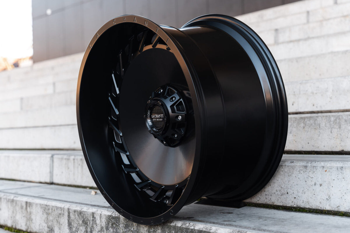 La Chanti OF15 Matt Black