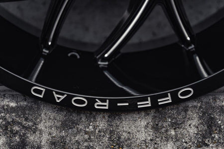 La Chanti OF20 Glossy Black Milled
