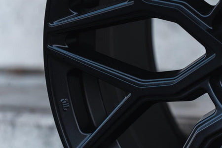 La Chanti P2 Matt Black