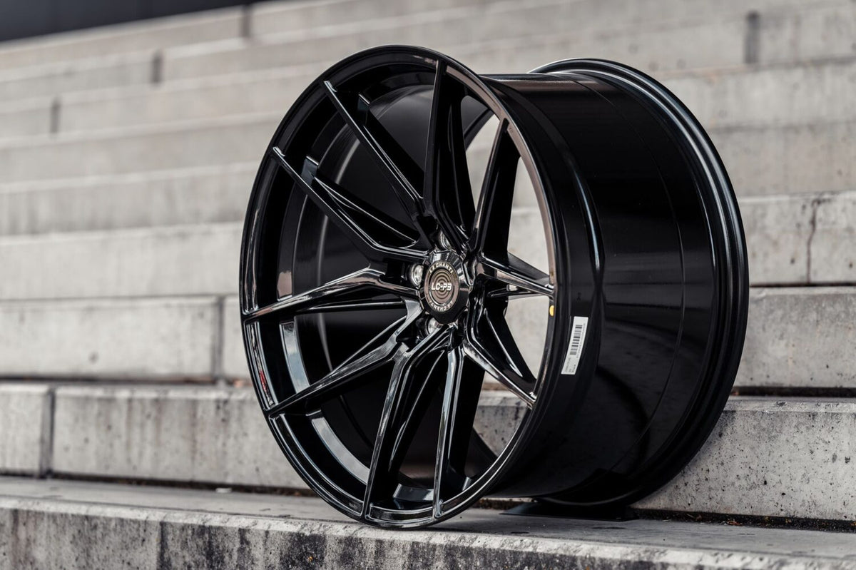 La Chanti P3 Glossy Black