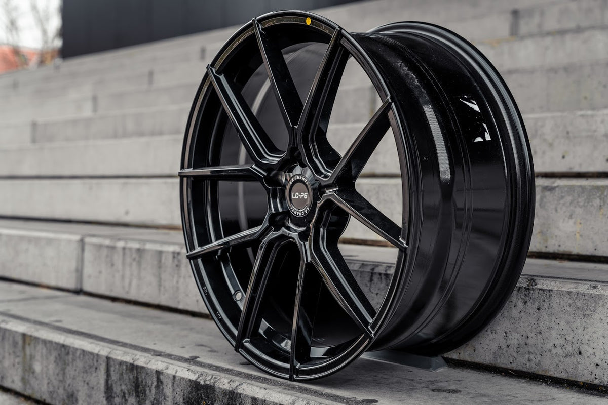 La Chanti P6 Glossy Black