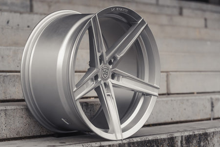 La Chanti P8 Brushed Silver