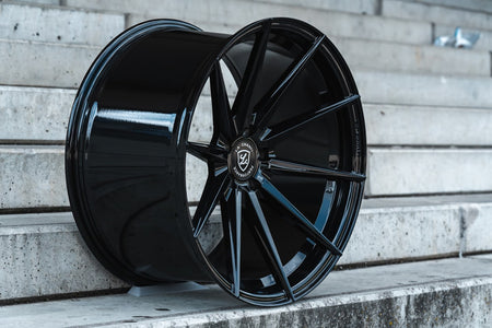 La Chanti P10 Glossy Black