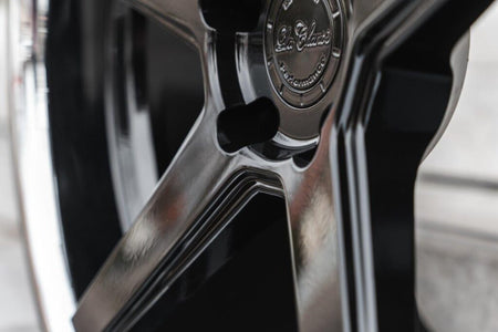 La Chanti P13 Glossy Black