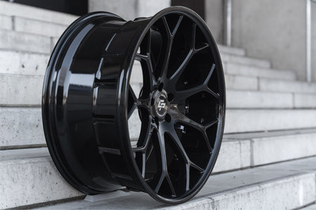 La Chanti P20 Glossy Black