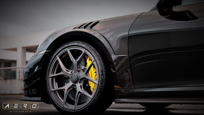 AERO Kotflügel mit Louver Carbon für Porsche 911 992 Carrera / GT3 / Turbo