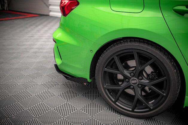 Diffusor Flaps passend für Audi RS3 Limousine 8Y roter Kern + Hochglanz Flaps