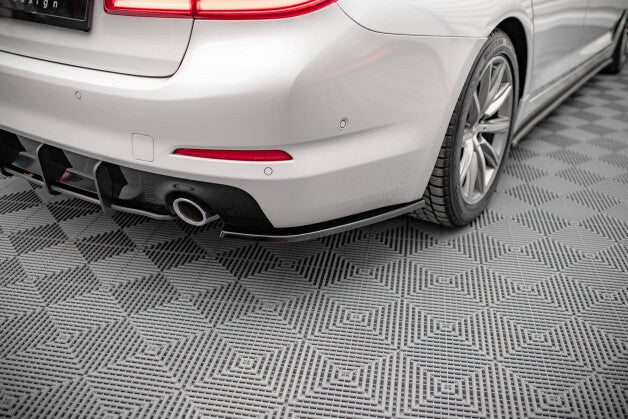 Diffusor Flaps passend für BMW 5er G30 / G31 schwarz Hochglanz