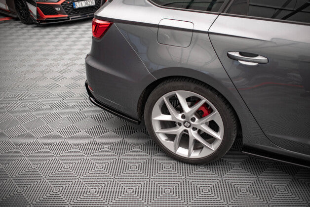 Diffusor Flaps V.2 passend für Seat Leon FR Sportstourer Mk3 schwarz Hochglanz