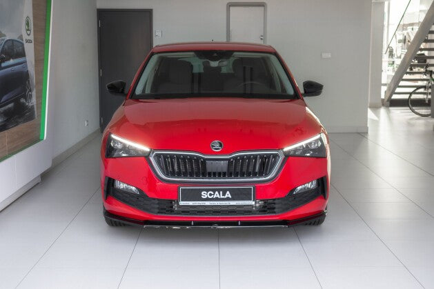 Frontlippe V.1 passend für Skoda Scala schwarz Hochglanz