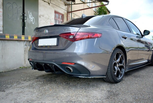 Heckansatz Diffusor passend für Alfa Romeo GIULIA VELOCE schwarz Hochglanz
