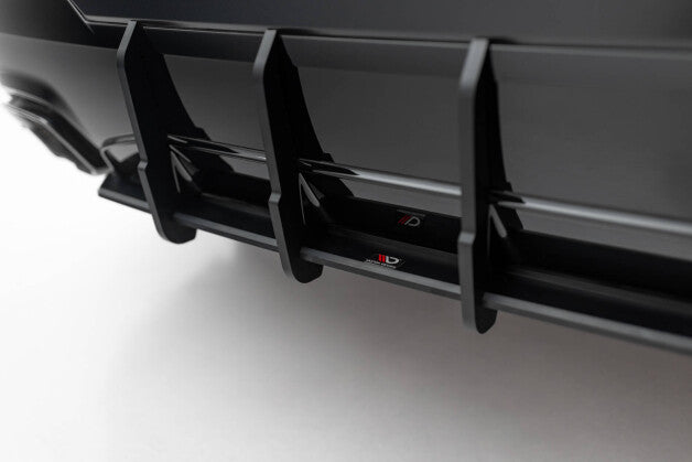 Heckansatz Diffusor passend für BMW M440i G22 / G23 / G22 FL / G23 FL roter Kern