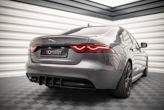 Heckansatz Diffusor passend für Jaguar XF R-Sport Mk2 roter Kern