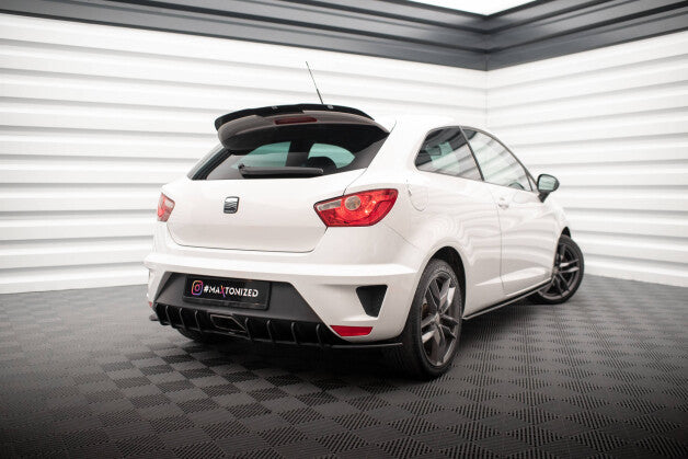 Heckansatz Diffusor passend für Seat Ibiza Sport Coupe Mk4 schwarz-rot
