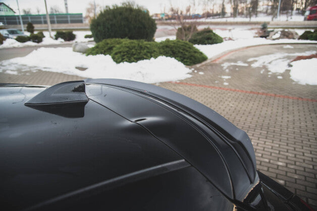 Heckspoiler Lippe V.1 passend für Toyota Yaris Mk4 schwarz Hochglanz