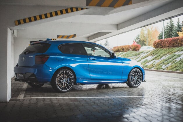 Seitenschweller Ansatz (Paar) + Flaps passend für BMW 1er F21 M135i / M140i / M-Paket schwarz Hochglanz