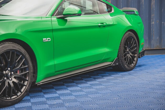 Seitenschweller Ansatz (Paar) + Flaps passend für Ford Mustang GT Mk6 FL