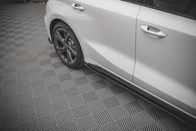 Seitenschweller Ansatz (Paar) passend für Audi S3 / A3 S-Line 8Y roter Kern