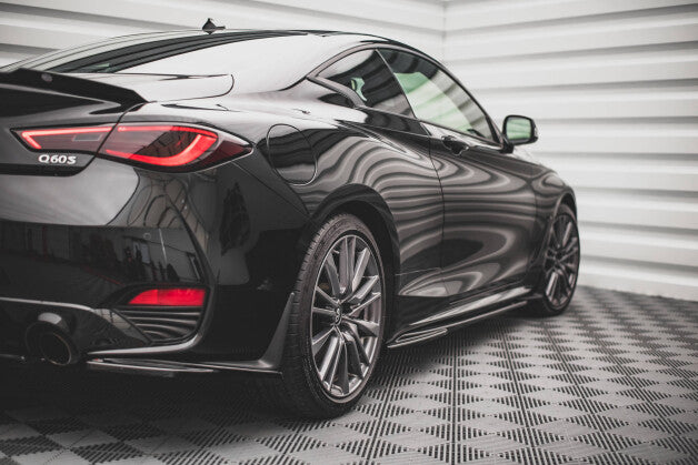 Seitenschweller Ansatz (Paar) passend für Infiniti Q60 S Mk2 schwarz Hochglanz