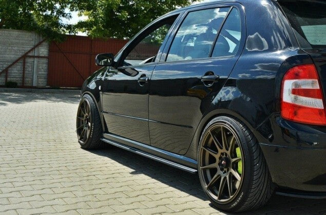 Seitenschweller Ansatz (Paar) passend für Skoda Fabia RS Mk1 schwarz Hochglanz