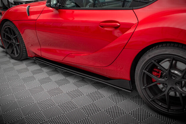 Seitenschweller Ansatz (Paar) passend für Toyota Supra Mk5 roter Kern