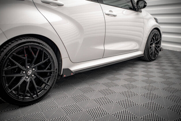 Seitenschweller Ansatz (Paar) V.1 + Flaps passend für Toyota Yaris Mk4