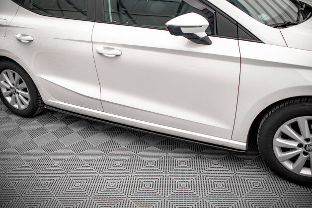 Seitenschweller Ansatz (Paar) V.1 passend für Seat Ibiza FR/ Standard Mk5 schwarz Hochglanz