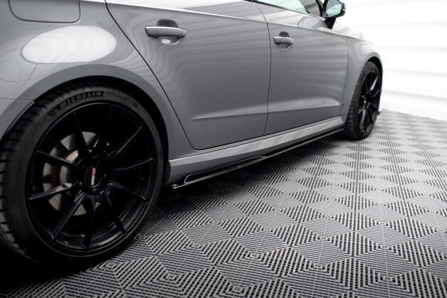 Seitenschweller Ansatz (Paar) V.2 passend für Audi RS3 8V Sportback FL schwarz Hochglanz