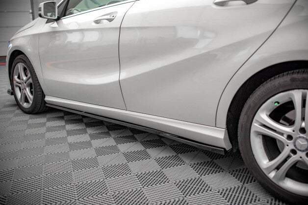 Seitenschweller Ansatz (Paar) V.2 passend für Mercedes A W176 schwarz Hochglanz
