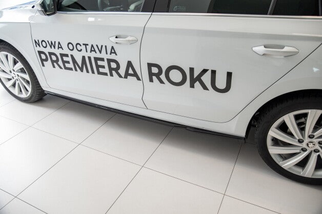 Seitenschweller Ansatz (Paar) V.2 passend für Skoda Octavia Mk4 schwarz Hochglanz