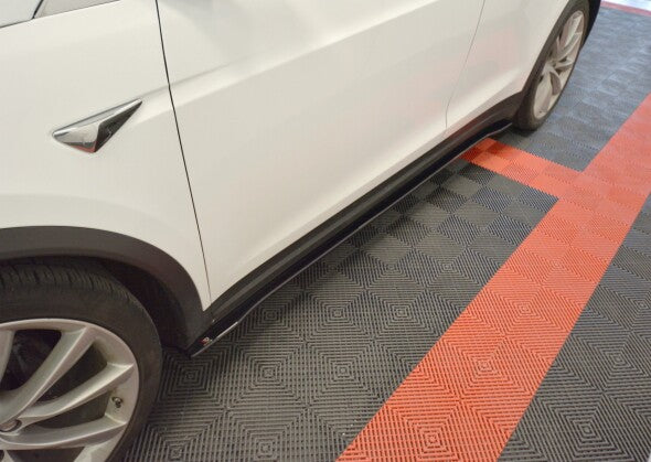 Seitenschweller Ansatz (Paar) V.2 passend für Tesla Model X Mk1 schwarz Hochglanz